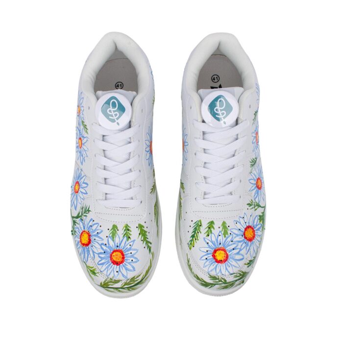 Daisies Woman - Image 3
